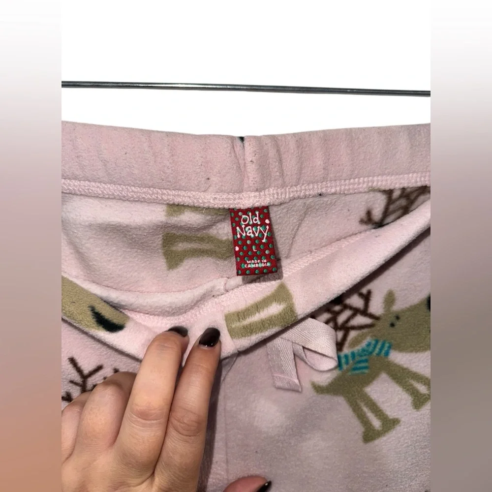 Old‎ Navy Women's Reindeer Pajama Pants